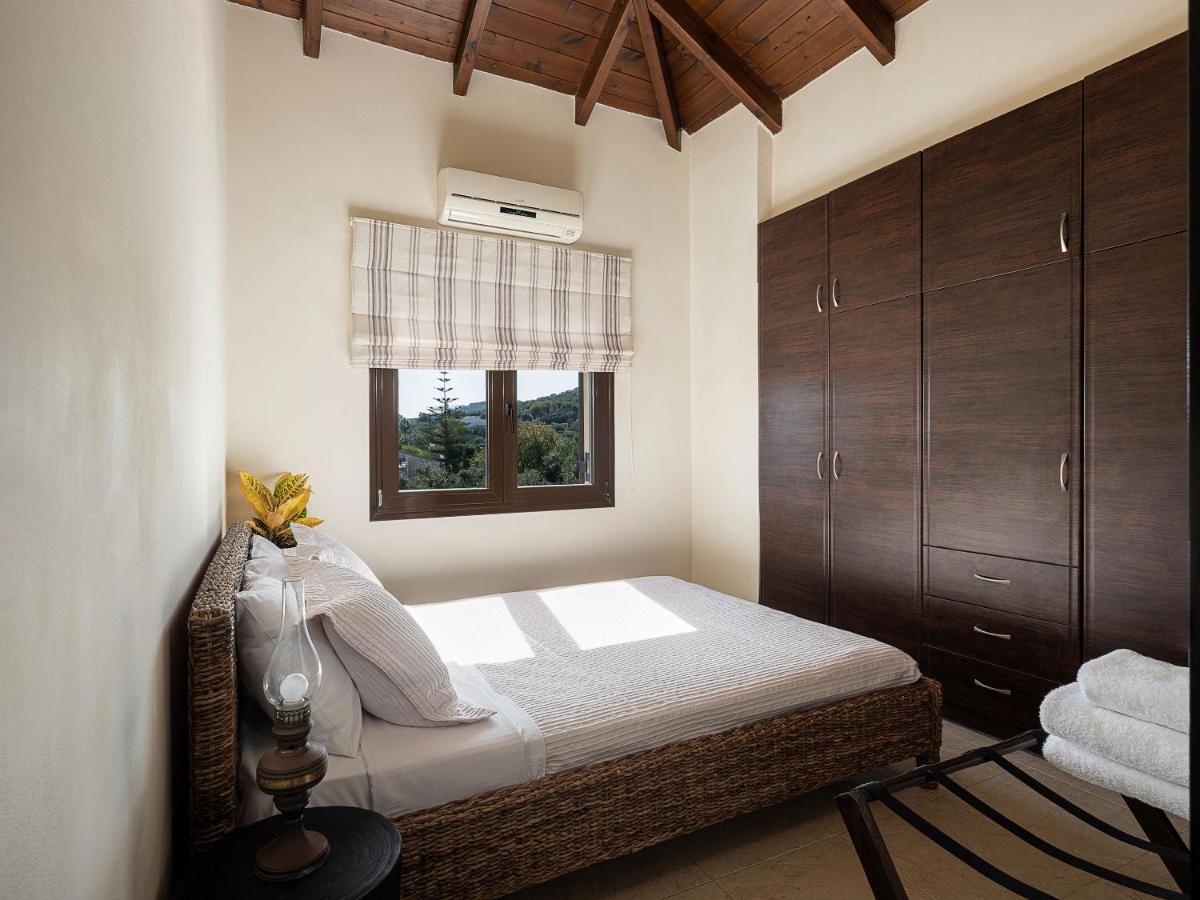 Villa Hibiscus Spilia  Exterior photo